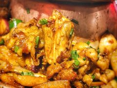 -炉小二铜锅牛蛙•川湘菜(三里屯店)