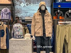 -王府井奥莱临潼小镇(临潼店)