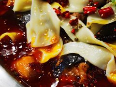 -晓彭肥肠鸡·泡椒鸡火锅(水木天地店)