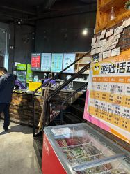 -零重力蹦床空间·滑梯·海洋球·团建(奥特莱斯店)