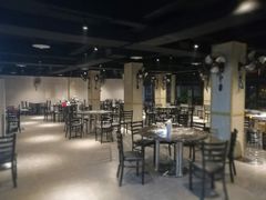大堂-牛一煲美食(江高店)