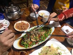 清蒸凉拌鲫鱼-神火烧烤馕坑肉新疆菜(兴隆街店)