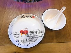 -山河屯铁锅炖(哈西站店)