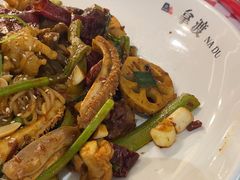 -拿渡·水煮鱼麻辣香锅(王府井奥莱·香江小镇店)