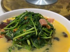 -金枝玉叶上海人家食府(三里河店)