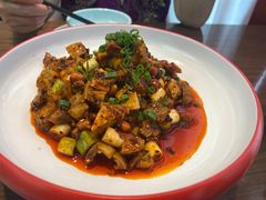 -有红鸡毛店·川菜(建设路店)