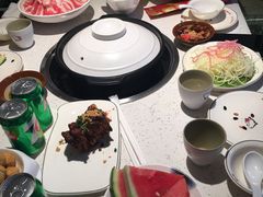 -三人行骨头王火锅(长寿店)