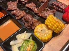 -左庭右院鲜牛肉火锅黑金店(陆家嘴中心店)