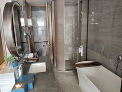 -南京长江之舟华邑酒店·鲜艳自助餐厅