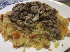 手抓饭-语言大学-清真食堂