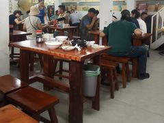 -宝瑞门钉肉饼店