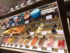 面包甜点陈列柜-PAUL LAFAYET 法式甜品(国金中心商场店)