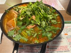 -肥汁米蘭香港米线(定西路店)