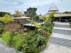 -茅草房·河畔园林火锅