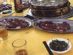 -五洞培记山庄·鲜牛肉火锅