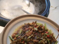 -陈大锅·岳阳鱼馆·地道岳阳菜(美食街店)