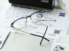 -目艮眼镜SHOWROOM(品牌集合店)