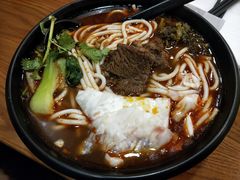 金牌红烧牛腩粉-鑫花溪牛肉米粉(凤凰街创始总店)