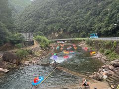 -安吉龙王山峡谷漂流