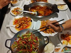 -鑫巴蜀小镇 · 水煮鱼专研店(玉桥店)