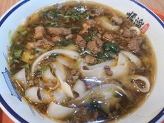 -顺溜·手工刀削面·黑金店(铜锣湾店)