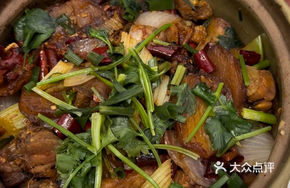 Guo's Dry Pot Chicken Stew