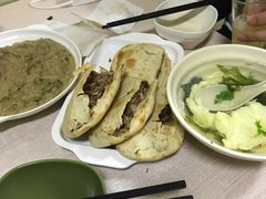-宝光熏肉鞋底火烧(新街口店)