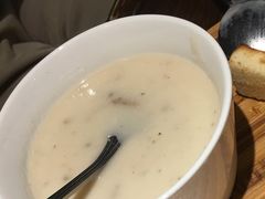 奶油鸡茸蘑菇汤-西缘牛排(荟聚购物中心店)