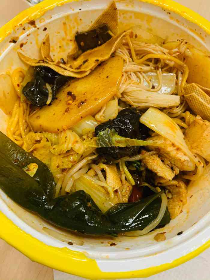 小谷姐姐麻辣拌●麻辣烫(开发区店)-"点的外卖,量还是很大的,中途给