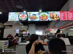 -好吃街美食城(八一广场店)