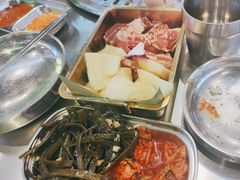 -哈哈碳都·牛肋条无限自助烤肉(台江万达店)