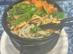 -云南李记罐罐米线饵丝小吃(汉中门金鹰店)