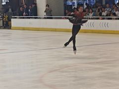 -冰纷万象滑冰场(深圳万象城店)