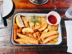 美式风味炸鸡翅配薯条-MIKAKU(万达广场上海宝山店)
