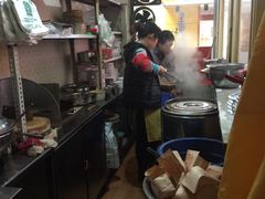 -老字号杨坡红油米线腊汁肉夹馍(东四道巷店)