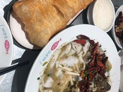 -姚姚酸菜鱼·金戈戈香港豉油鸡(喜荟城联名店)