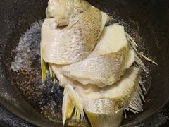 油盐焗海立鱼-百味馆·粤菜·湛江菜(后海花园店)
