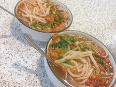 -忆螺巷螺蛳粉(步行街小巷店)