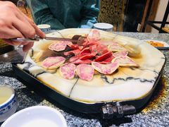 -宏宏无烟石板烧烤