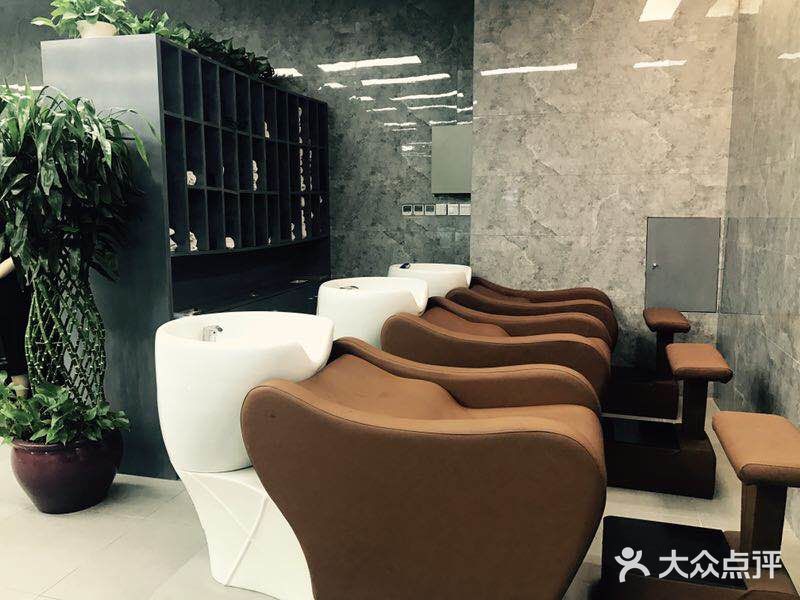 INS羽毛接发·巴黎画染(望京店)图片