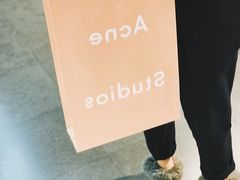-Acne Studios(芮欧百货店)