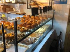 面包甜点陈列柜-仙峰天然面包(迎宾路店)