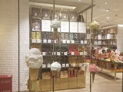 -VENCHI 闻绮(北京国贸商城店)