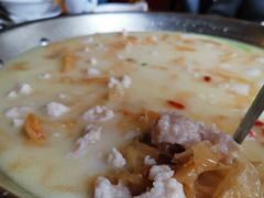 -老来福·非遗酸汤兔(凯旋路店)