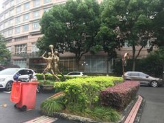 -上海外国语大学(虹口校区)