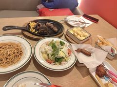 -摩欧客意式餐厅(高新活力汇店)