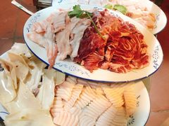 -华哥新鲜猪精品美食