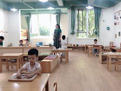 -希溪谷半山街道蒙氏托育(万科公园里校区)