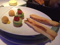 餐前小吃-AZUR聚(香格里拉饭店)