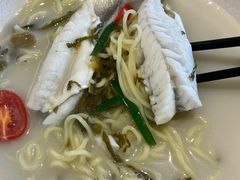 雪菜黄鱼面-玖鲜小笼(中山广场店)